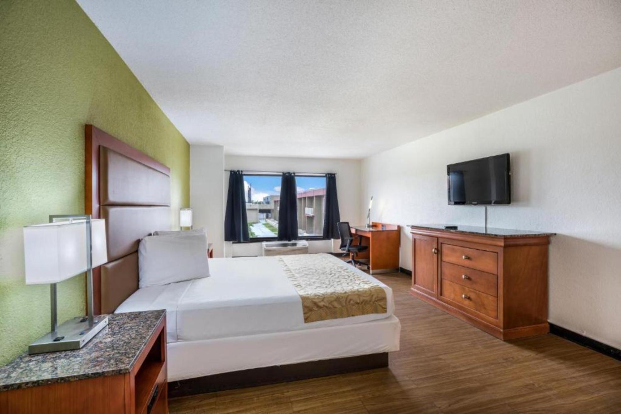 Oyo Hotel Orlando Airport מראה חיצוני תמונה
