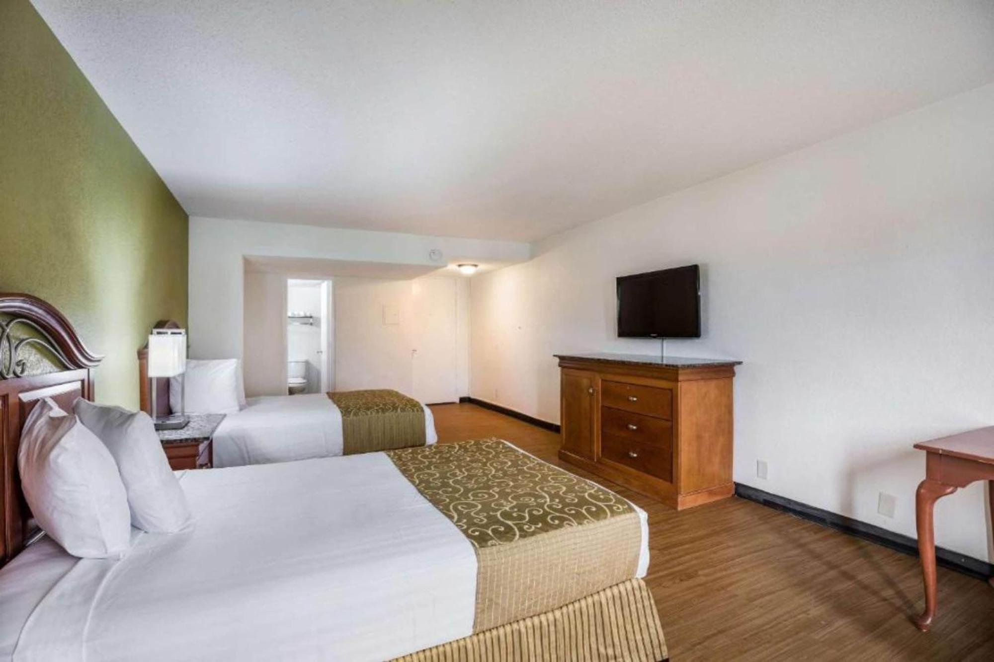 Oyo Hotel Orlando Airport מראה חיצוני תמונה